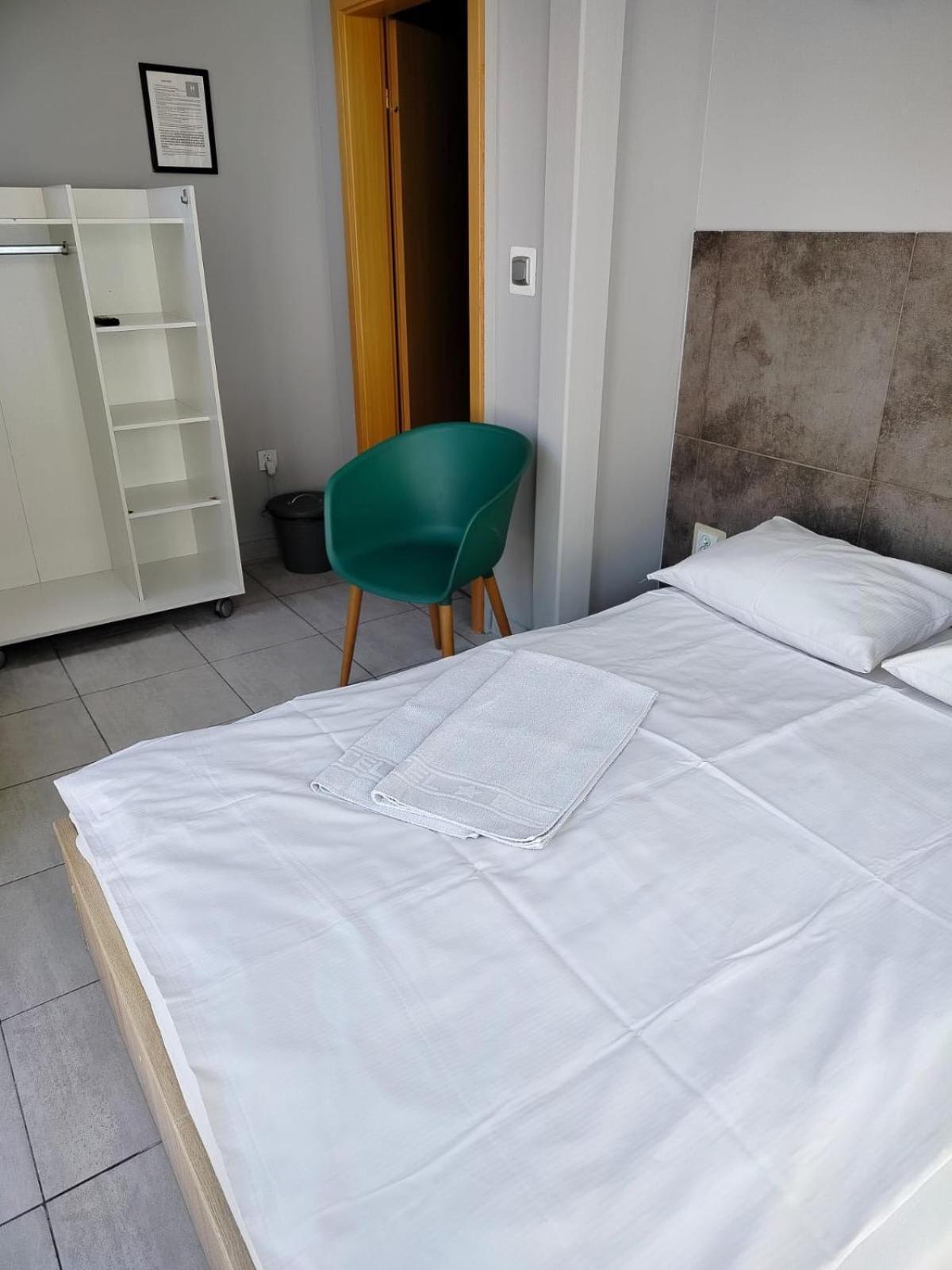 Minihostel Zary Ngoại thất bức ảnh