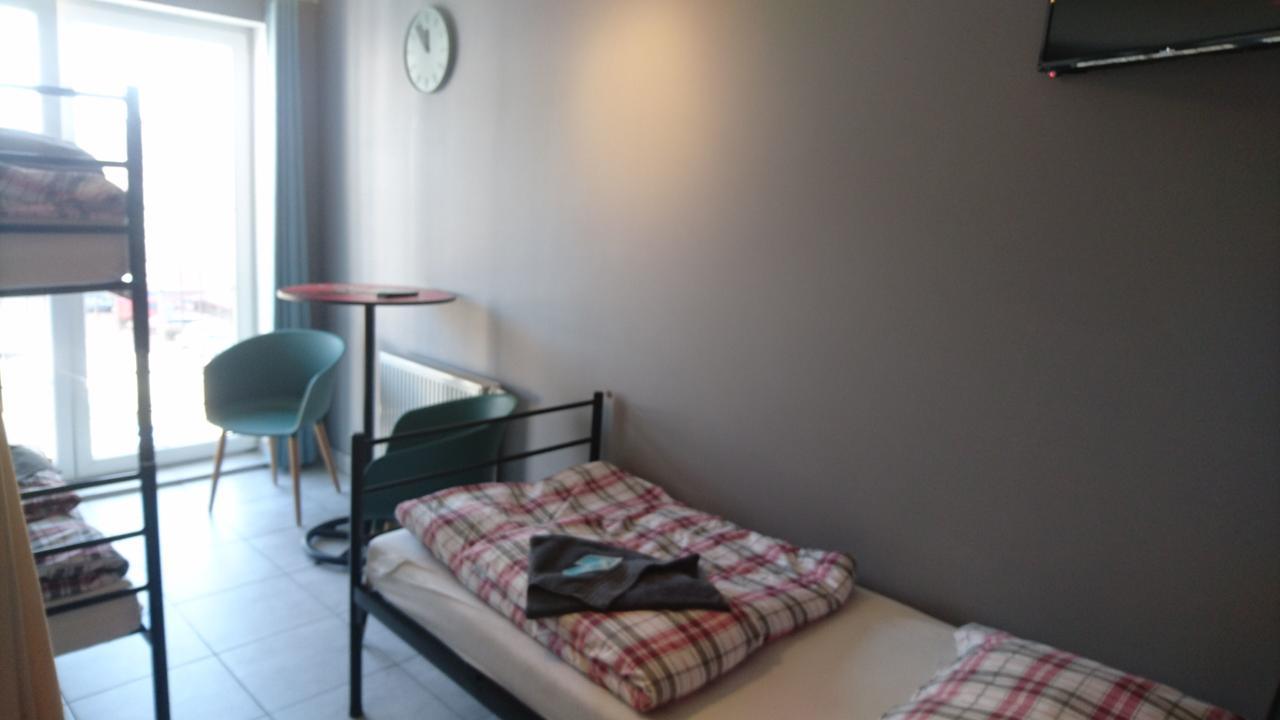 Minihostel Zary Ngoại thất bức ảnh